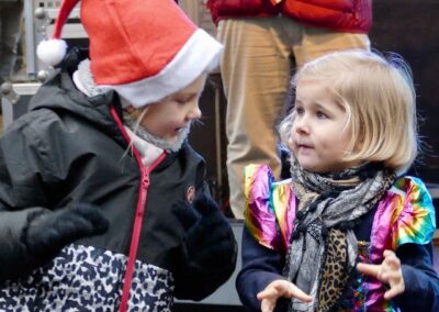 04.12.2022-TSC-Kinder auf dem Romantischen Weihnachtsmarkt am Hotel Loemühle